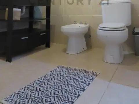 VENTA CASA QUINTA 3AMB COMO NUEVA-OPORTUNIDA EXCLUSIVA   POSIBILIDAD DE PERMUTA.