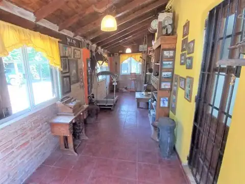 VENTA QUINTA 3 AMBIENTES LA REJA JARDIN PISCINA