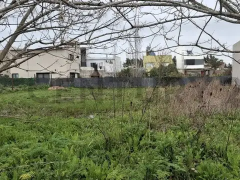 Terreno en Venta en Villa Parque Sicardi, USD 15.000