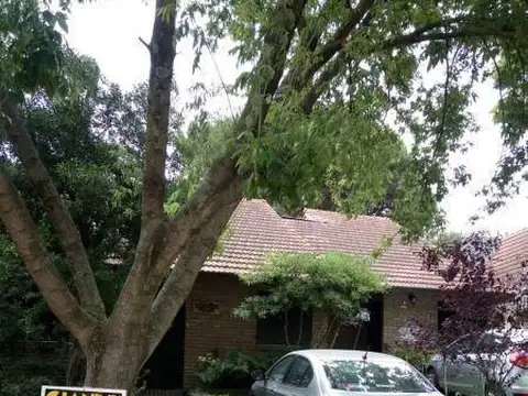Casa - Venta - Argentina, Villa Gesell - Paseo 128 835