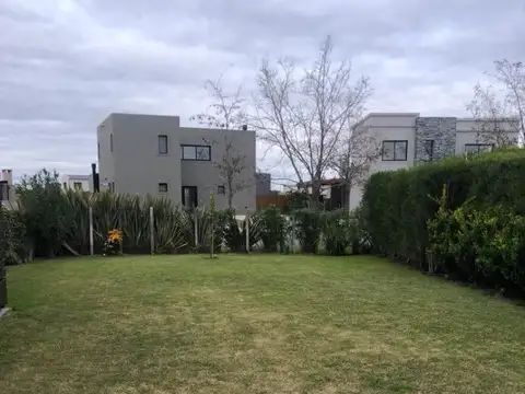 Casa en Venta en Belen de Escobar, USD 285.000