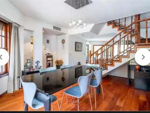 Casa 5 ambientes con 3 baños