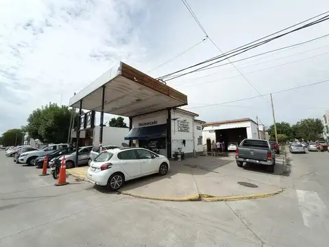 VENTA ESQUINA COMERCIAL NEGOCIO FUNCIONANDO LAVADERO