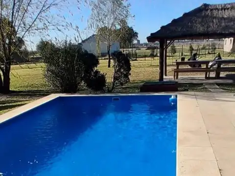 Casa 5 ambientes con 3 baños