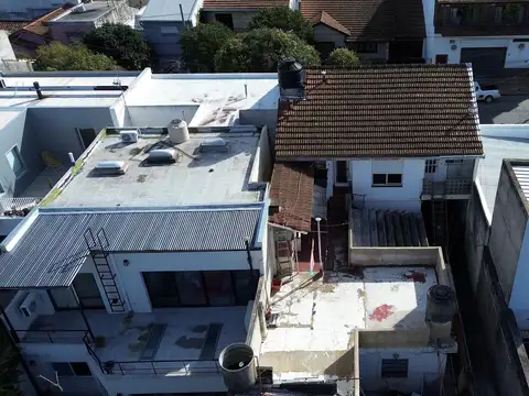 Depto Tipo Casa en Venta con 2 cocheras