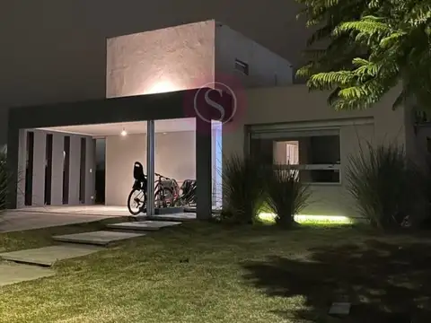 Casa  en Venta en Vistas, Puertos, Escobar