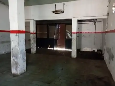 Galpon en Alquiler en Burzaco, $ 900.000
