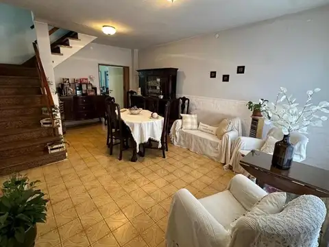 Depto Tipo Casa en Venta de 3 dormitorios