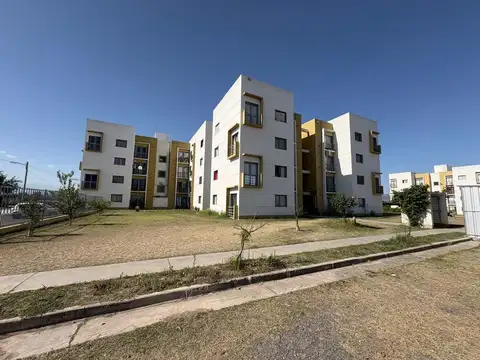 Zona Sur. B° El Bosque. Block 100