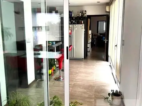Casa 7 ambientes con 3 baños