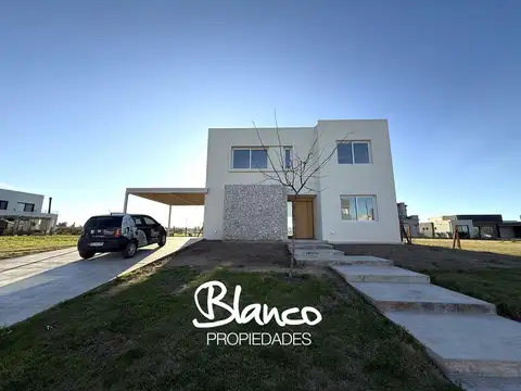 Casa  en Venta en Puertos, Barrio Riberas, Escobar, G.B.A. Zona Norte