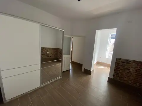 Casa Interna reciclada en barrio Lourdes