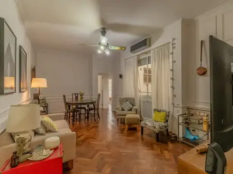 Paraguay 2600 , Piso 1