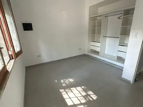 Depto Tipo Casa Monoambiente con 1 baño