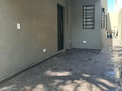 Depto Tipo Casa en Venta en Victoria, USD 110.000
