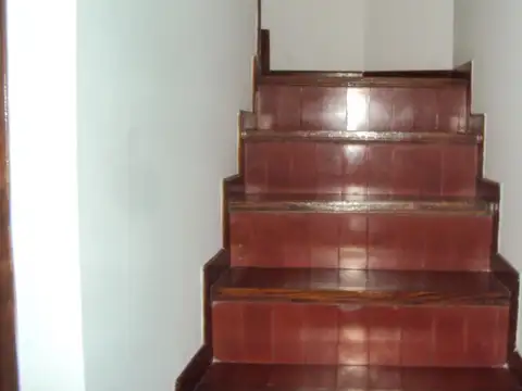 Depto Tipo Casa en Alquiler 25 años