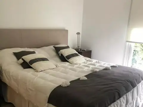 Depto Tipo Casa en Venta con 1 cocheras