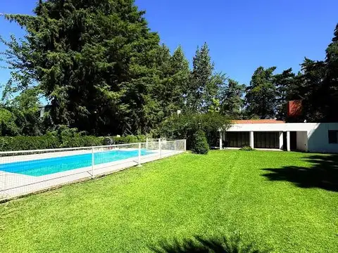 Casa en Chacras De Coria
