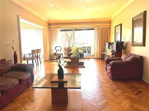 Departamento en Venta de 5 dormitorios
