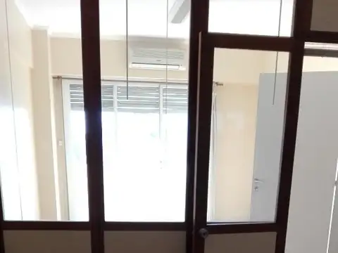 Uruguay 300, Piso 15
