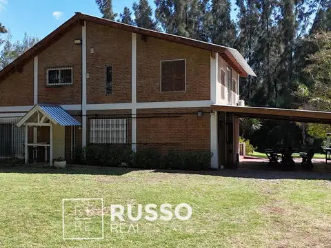 VENTA CASA QUINTA CON PISCINA Y CASA DE HUESPEDES -  ING. MASCHWITZ
