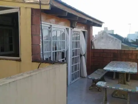 Depto Tipo Casa en Venta de 2 dormitorios
