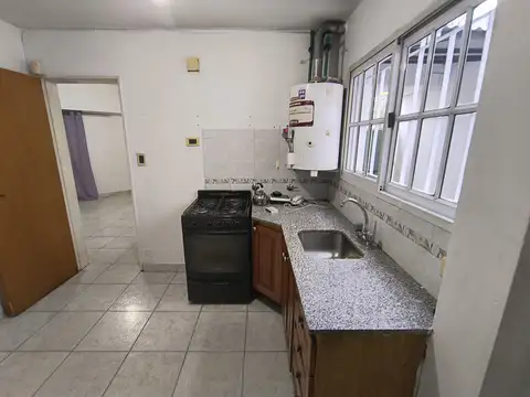 Departamento 3 ambientes con 1 baño