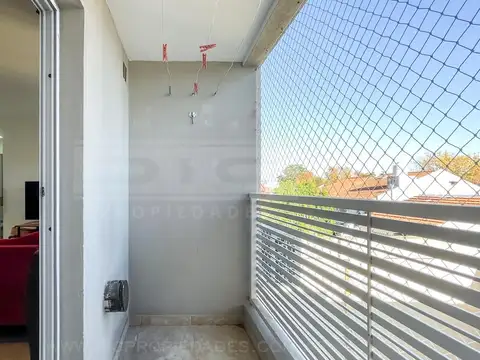 Oficina 2 ambientes con 1 baño