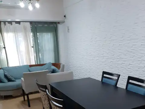 Avenida Argentina 5900, Piso 0