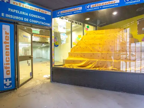 Importante local comercial en excelente zona