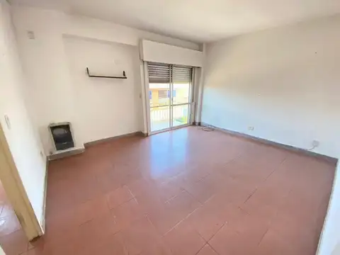 Mitre 95 , Piso 2