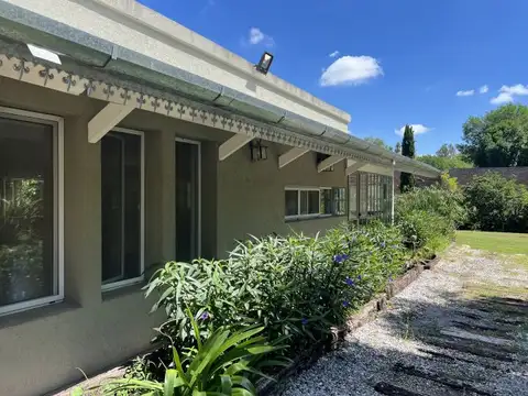 Casa en Alquiler de 3 dormitorios