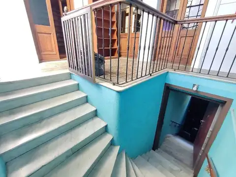 Depto Tipo Casa en Venta de 5 ambientes