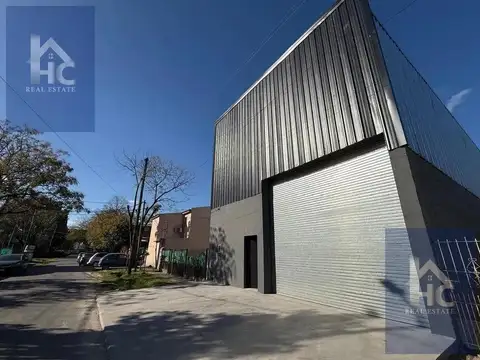 Galpón Industrial en Alquiler - Ricardo Rojas