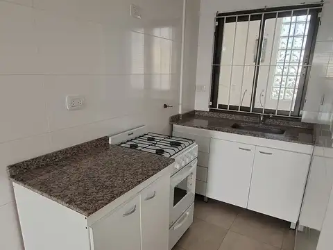 Departamento en Alquiler con 1 cochera