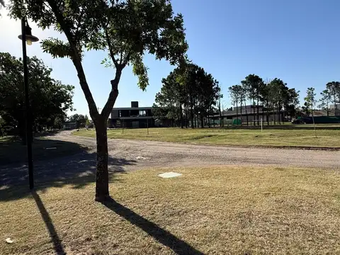 Terreno en Venta en Chacras de la Villa, USD 167.999