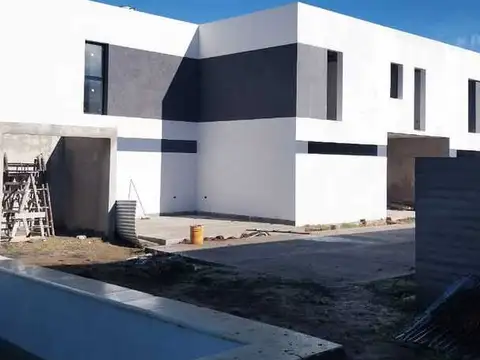 Casa en Venta en Joaquin Gorina [Cod: 7253-466]