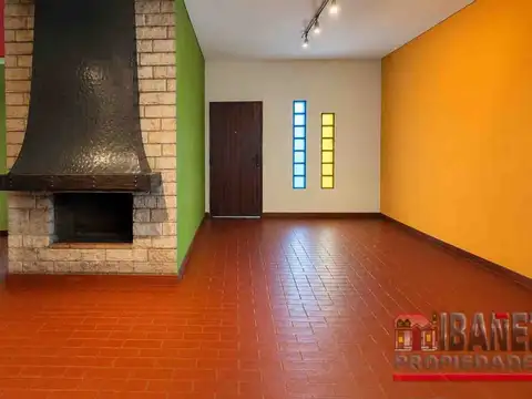 Casa en Alquiler de 3 dormitorios