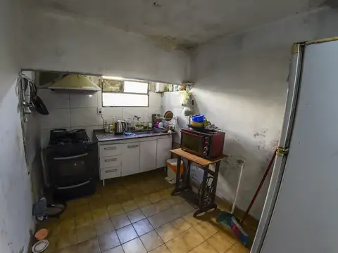 Casa 4 ambientes con 1 baño