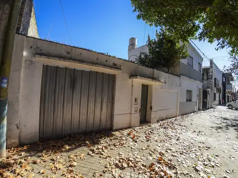 CASA A REFACCIONAR O DEMOLER