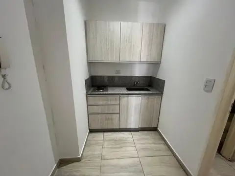 Vergara 1400, Piso 1
