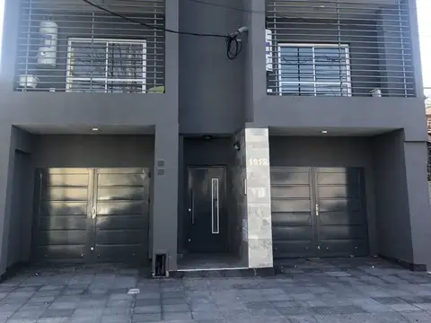 MONOAMBIENTE CON BALCON Y LAVADERO