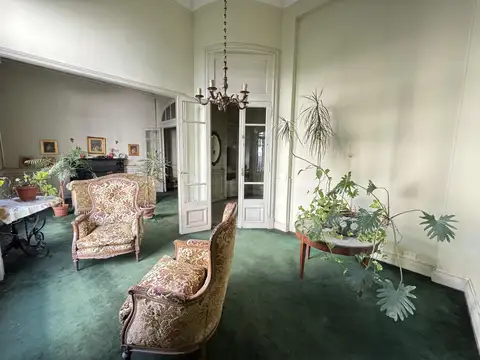 Departamento en Venta de 6 ambientes