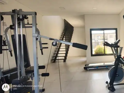 Depto Tipo Casa en Venta con 2 cocheras