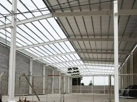 Depósito alma llena de 2000mts en Zona Oeste Parque Industrial Morón Acceso Oeste