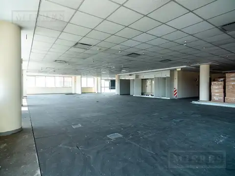 Oficina en Venta al Norte