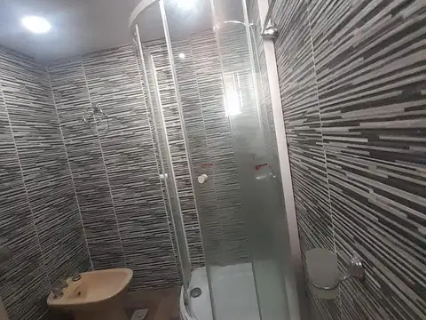 Depto Tipo Casa 2 ambientes con 1 baño
