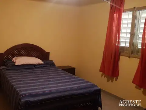 RETASADA  CASA " MIMA" ZONA CENTRO EDUCATIVO Y COMERCIAL