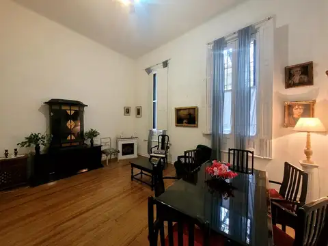 Depto Tipo Casa en Venta 70 años