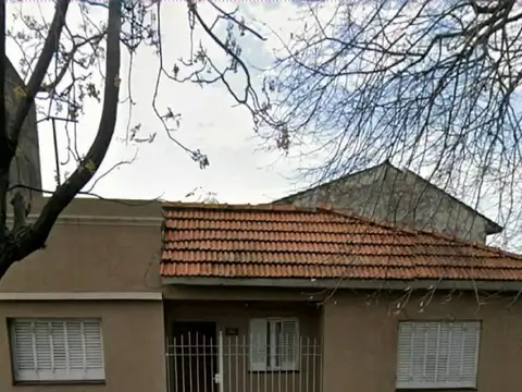 Excelente casa en esquina
